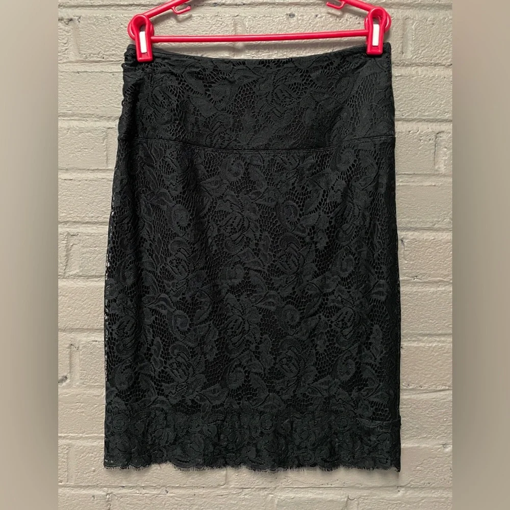 Lyssse  black floral lace pencil skirt  S